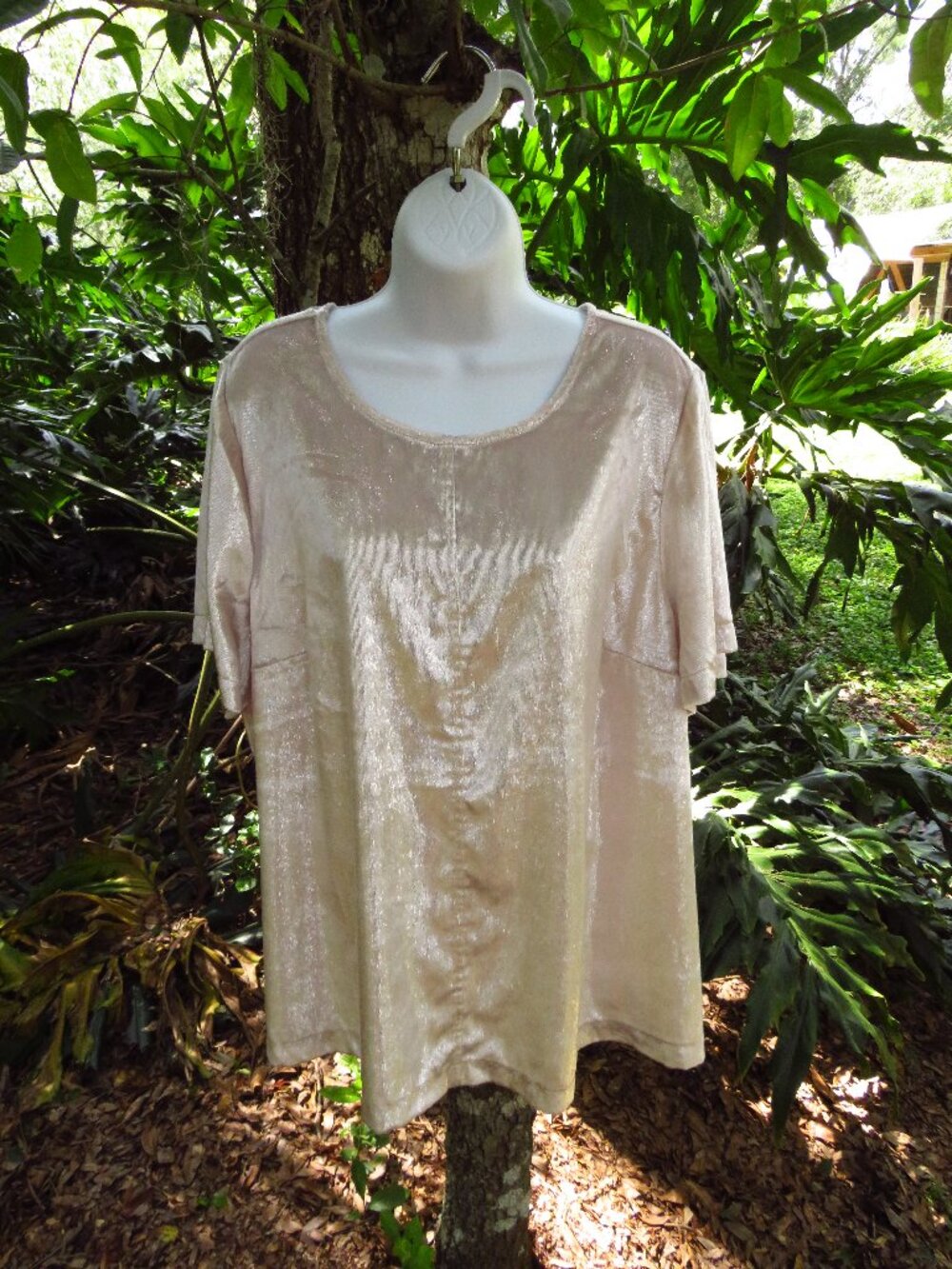 Womens Lane Bryant size 20 Champagne color sparkly shirt